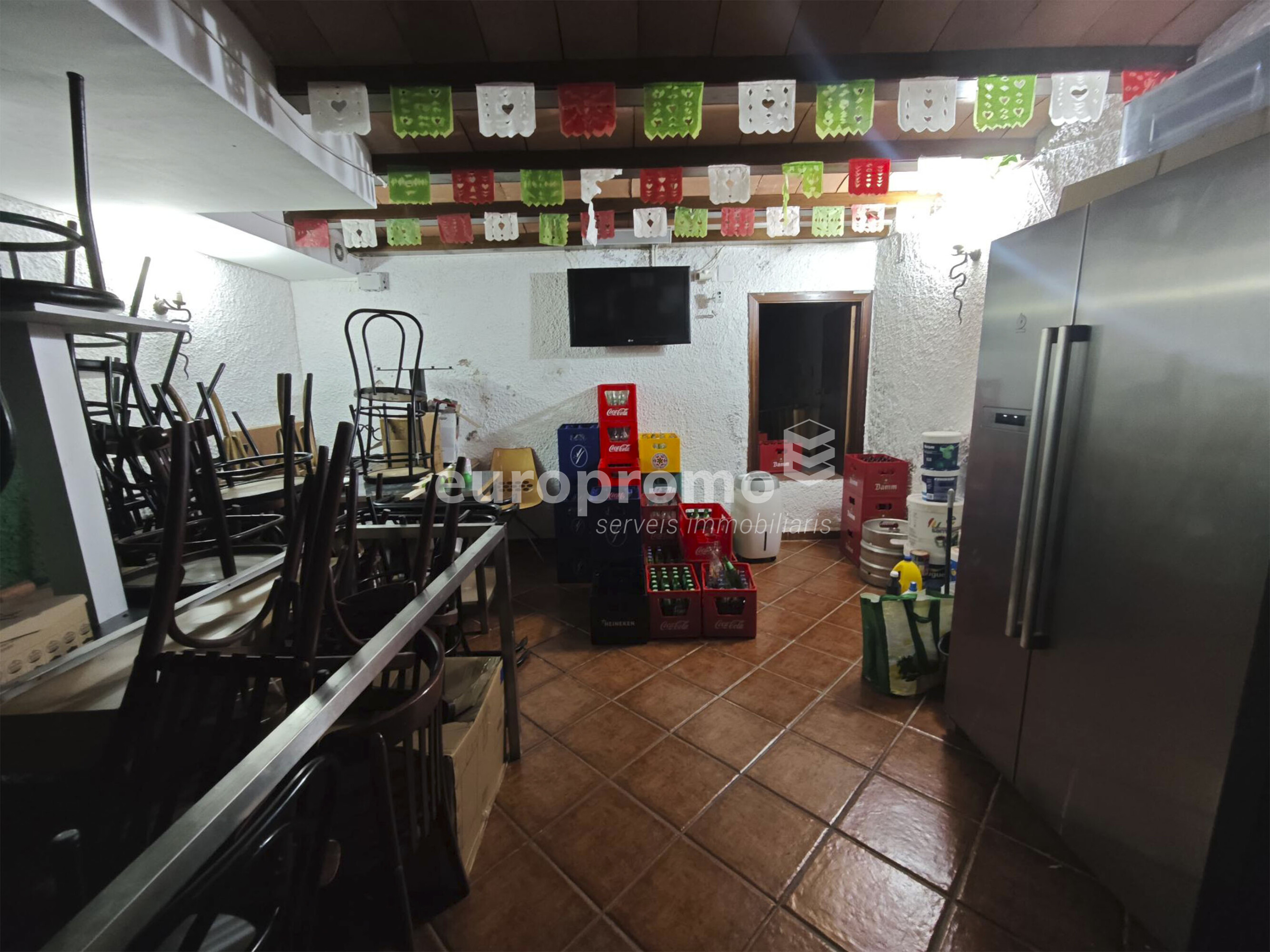 LOCAL EN VENDA A LA ZONA DE STA EUGÈNIA!